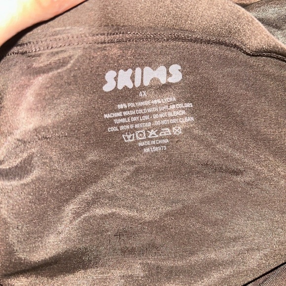 NEW Skims sheer sculpt high waisted thong - Picture 6 of 6